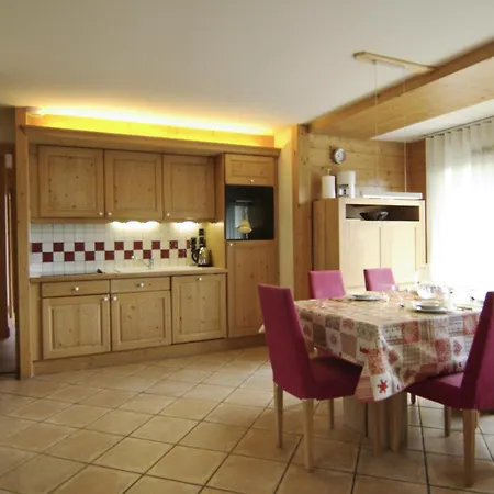 Princesse - 4 Pieces Pour 8 Personnes 614 Apartman